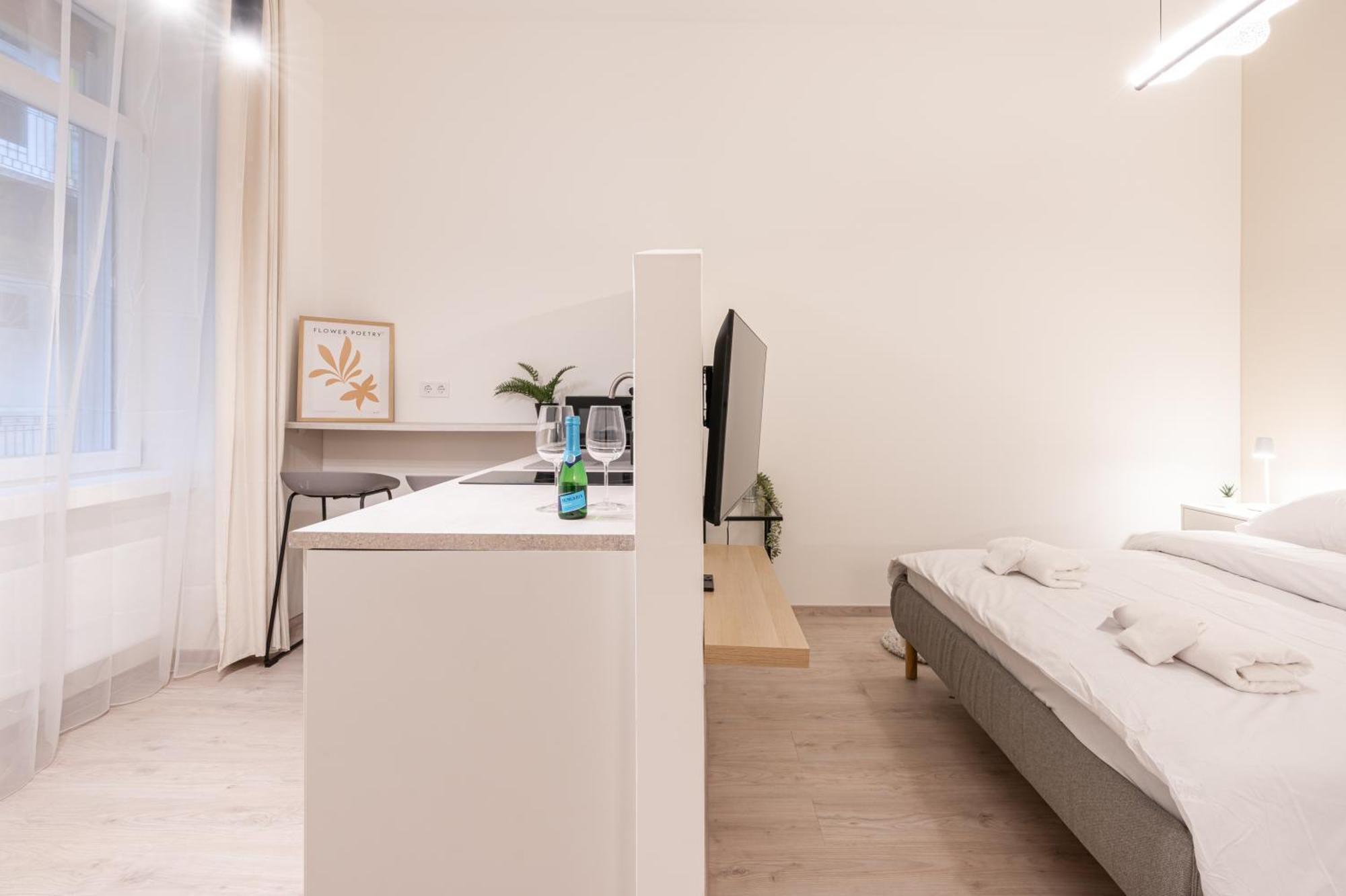 Kl31 - Urban Escape - Prime Location - Klauzal Square By Bqa Apartment Budapesta Exterior foto